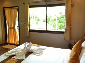 Green Bay Samed Resort