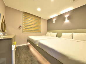 WITH U Hotel & Guesthouse