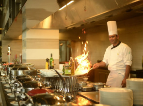 Holiday Inn New Delhi Aerocity by IHG