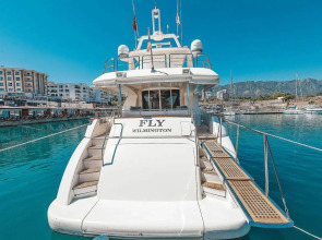 Les Ambassadeurs Marina Hotel & Casino