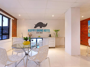 Happy Rhino Hotel