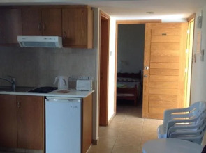 Sea 'n Lake View Hotel Apartments