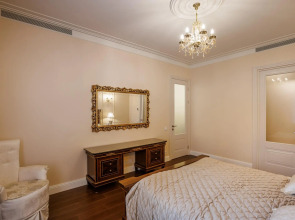 Апартамент Софийский