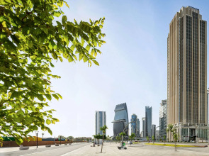 Wyndham Grand Doha West Bay Beach