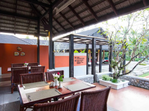 Palm Galleria Resort