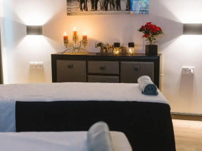 Апарт-отель Amella