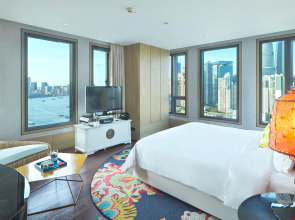 Hotel Indigo Shanghai on The Bund by IHG