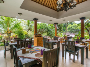 Отель Gita Maha