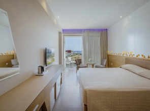 Tasia Maris Seasons Hotel - Adults Only