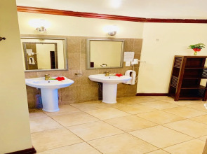 Castello Beach Hotel