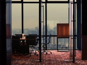 Renaissance Shanghai Zhongshan Park