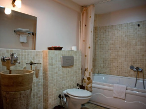 Villa Sphendone Suites