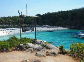 Bungalow Raya Resort