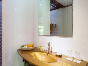 Phi Phi Natural Resort