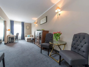 Riviera Resort Modlin Airport