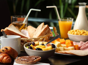 Hôtel l'Elysée Val d'Europe