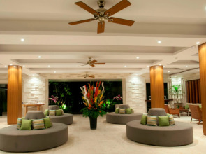 Отель Grand Whiz Nusa Dua