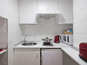 Melia White House Apartments