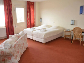 Joops City Centre Hotel