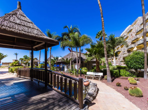 Апарт-отель BlueBay Beach Club