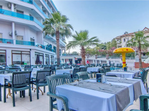 Palmea Hotel