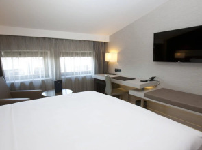 Отель SH Colon Valencia