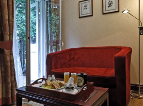 Rochester Hotel by Blue Orchid