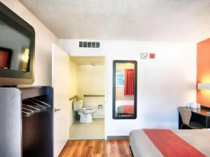 Motel 6 Mammoth Lakes, CA