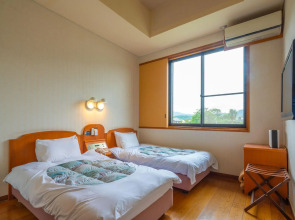 Yufuin Yawaraginosato Yadoya