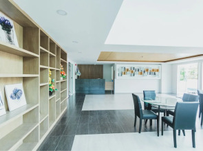 Ozone Condotel Kata Beach