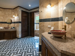 Jantra Residence by Chinocollection