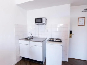 Joops City Centre Hotel