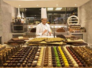 Sofitel Philippine Plaza Manila