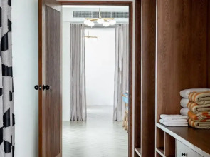 Sugar Marina POP, Kata Beach