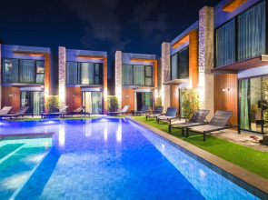 Peace Blue Naiharn Naturist Resort Phuket