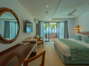 Voyager Beach Resort