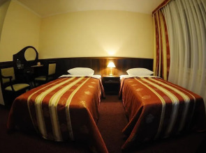 Гостиница «Мир» в Ровно