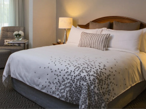 Renaissance Santo Domingo Jaragua Hotel & Casino