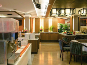 Chiang Mai Gate Hotel