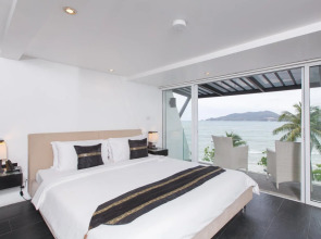 The Front Hotel and Apartment