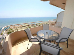 Les Palmiers Beach Hotel