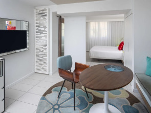 Royal Palm South Beach Miami, a Tribute Portfolio Resort