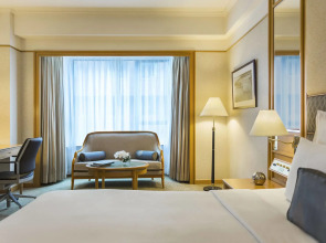 Renaissance Riverside Hotel Saigon