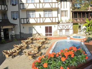 Отель Вэйлер