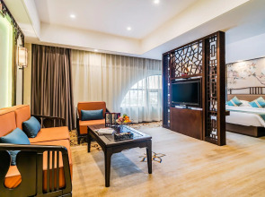 Guangdong Victory Hotel - Free shuttle bus to exhibition center during Canton Fair