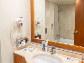 citizenM Los Angeles Downtown