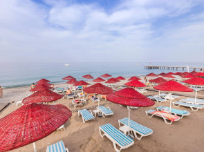 Holiday Garden Resort