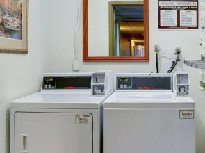 Good Nite Inn - Redwood City