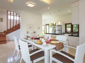 Club Corner Residence by Nagisa Bali