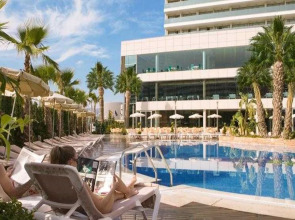 AR Diamante Beach Spa & Convention Center